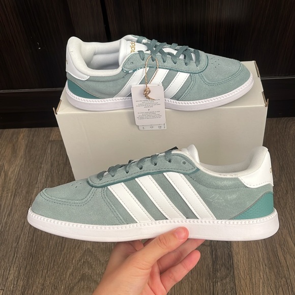 NWT Adidas Breaknet Sleek Women's Shoes - Hazy Esmerald/White - JH6349 - Picture 6 of 12